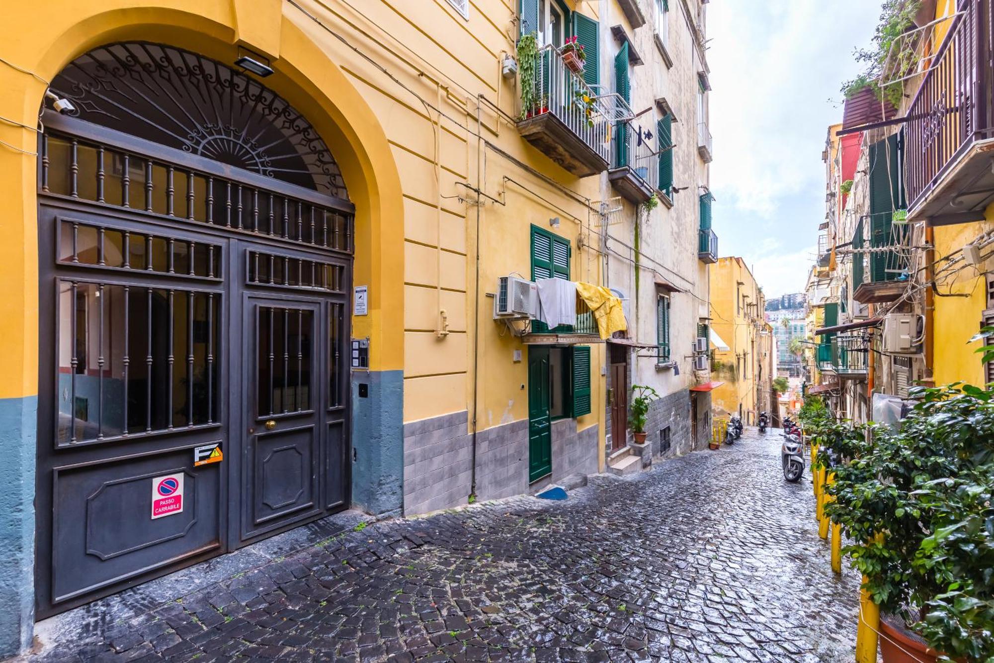 B&B Civico 33 Naples Extérieur photo